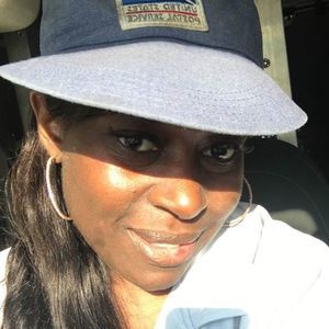 Meet your Posher, Sonya